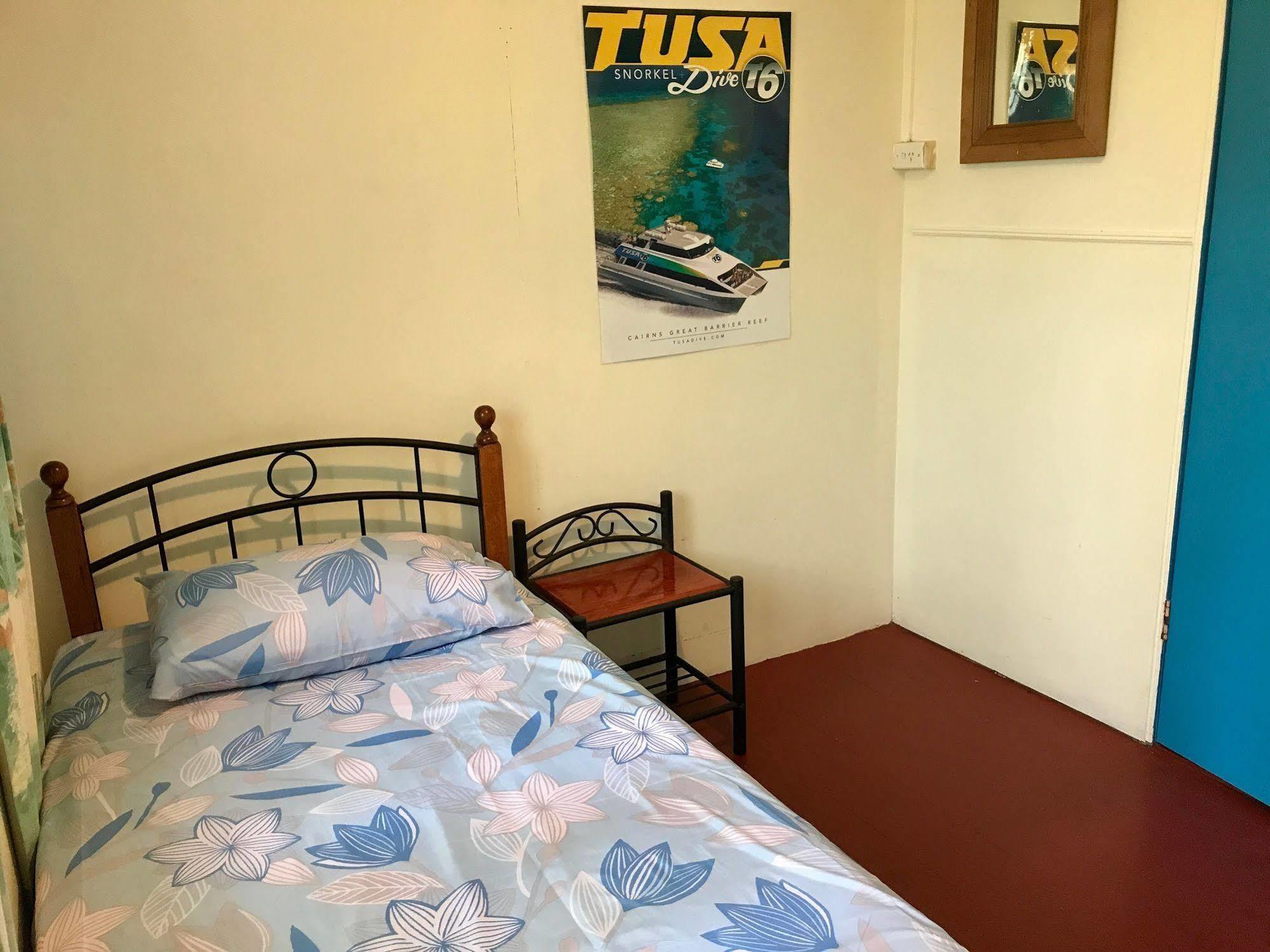 Why Not Backpackers Hostel แคนส์ ภายนอก รูปภาพ