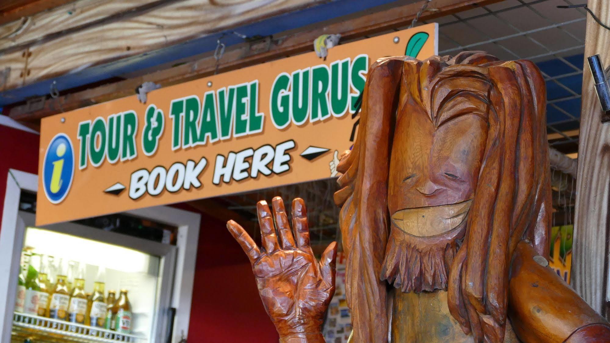 Why Not Backpackers Hostel แคนส์ ภายนอก รูปภาพ