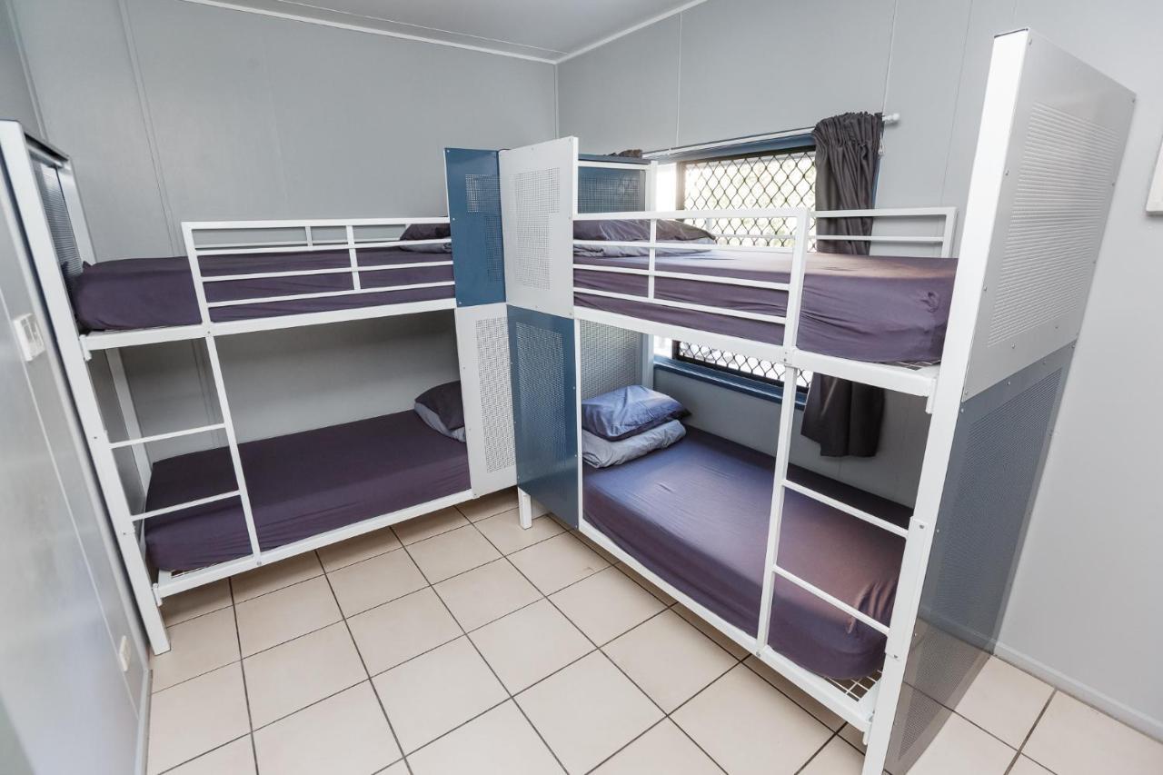 Why Not Backpackers Hostel แคนส์ ภายนอก รูปภาพ